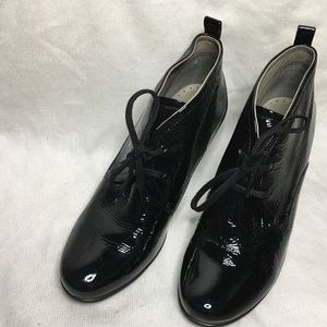 Ecco Black Heels